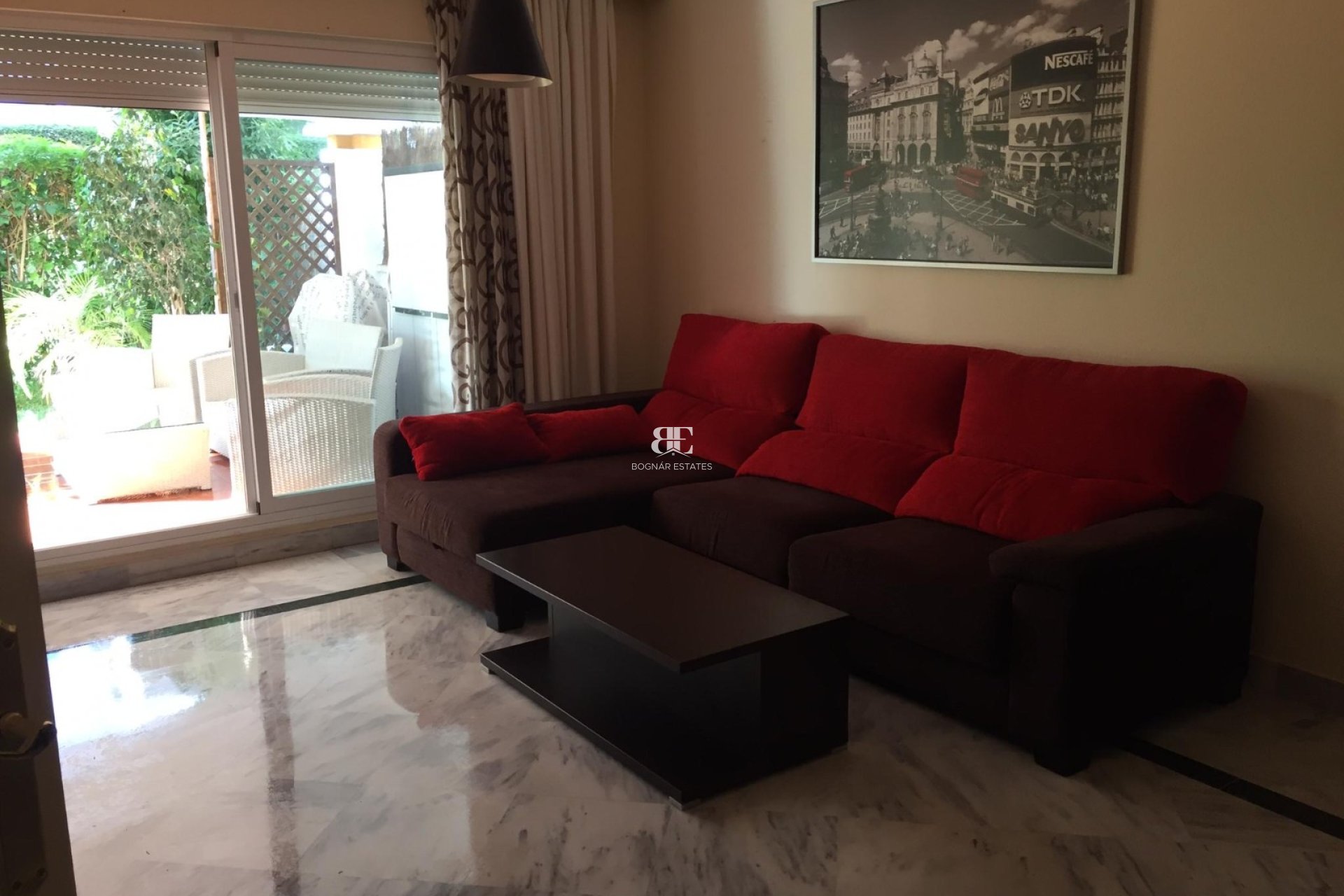 Herverkoop - apartment -
Marbella - Nueva Andalucía