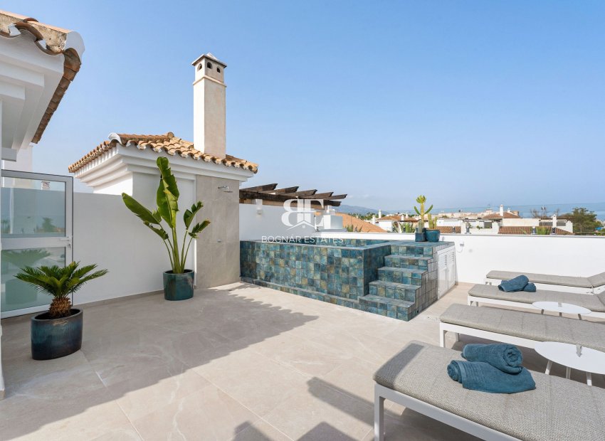 Herverkoop - apartment -
Marbella - Nueva Andalucía