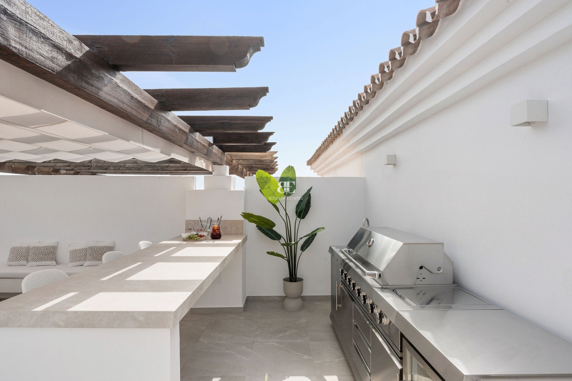 Herverkoop - apartment -
Marbella - Nueva Andalucía