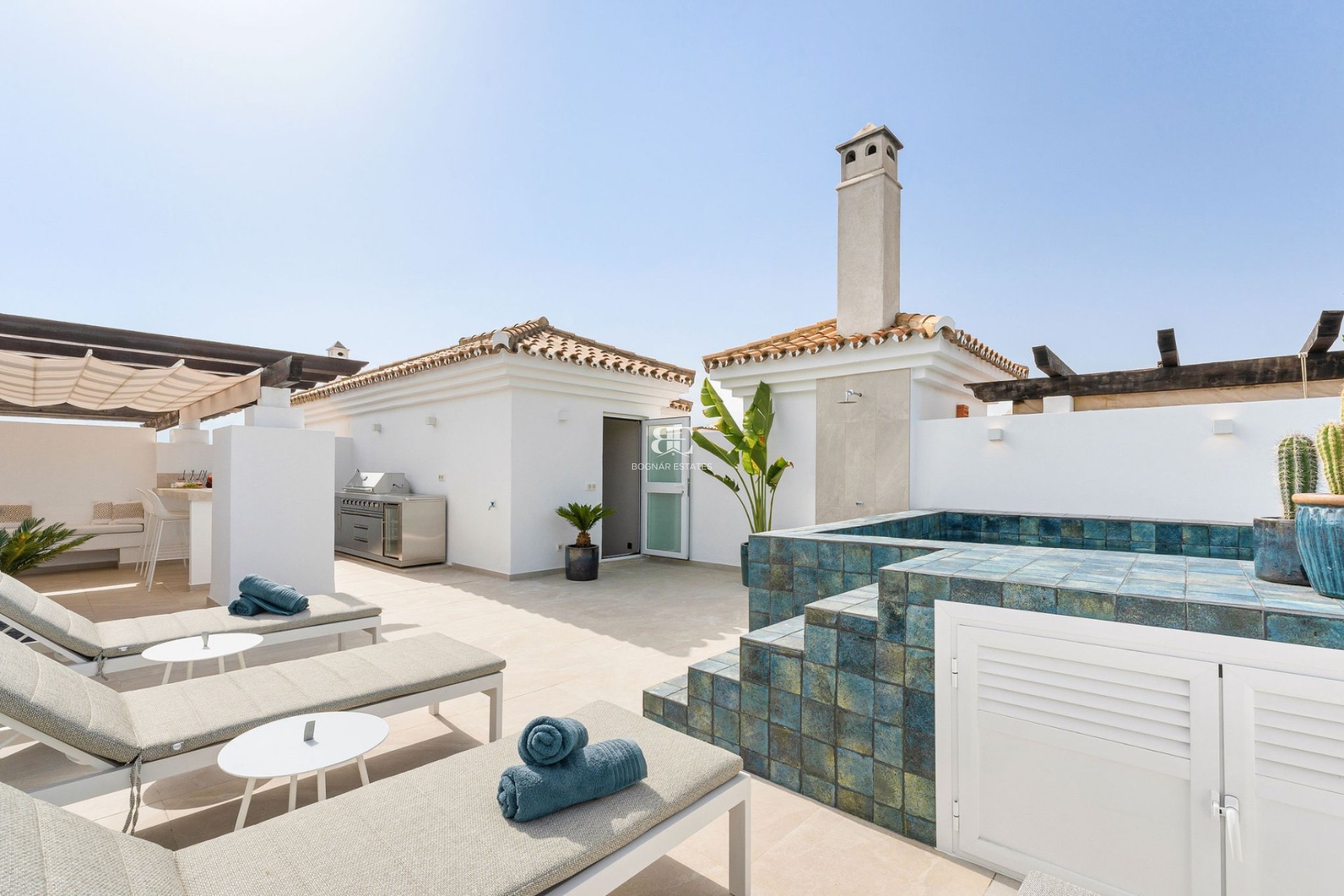 Herverkoop - apartment -
Marbella - Nueva Andalucía