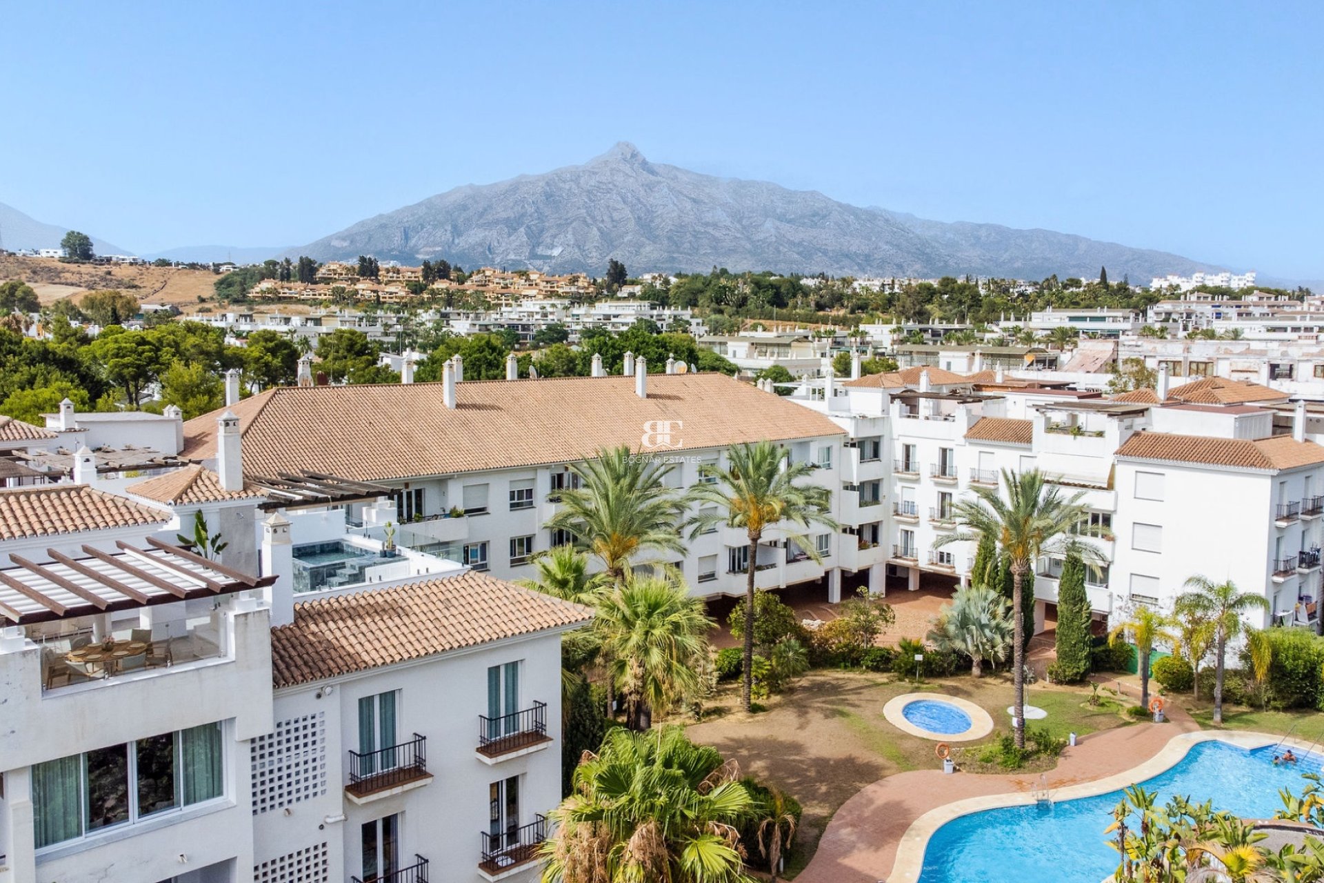Herverkoop - apartment -
Marbella - Nueva Andalucía