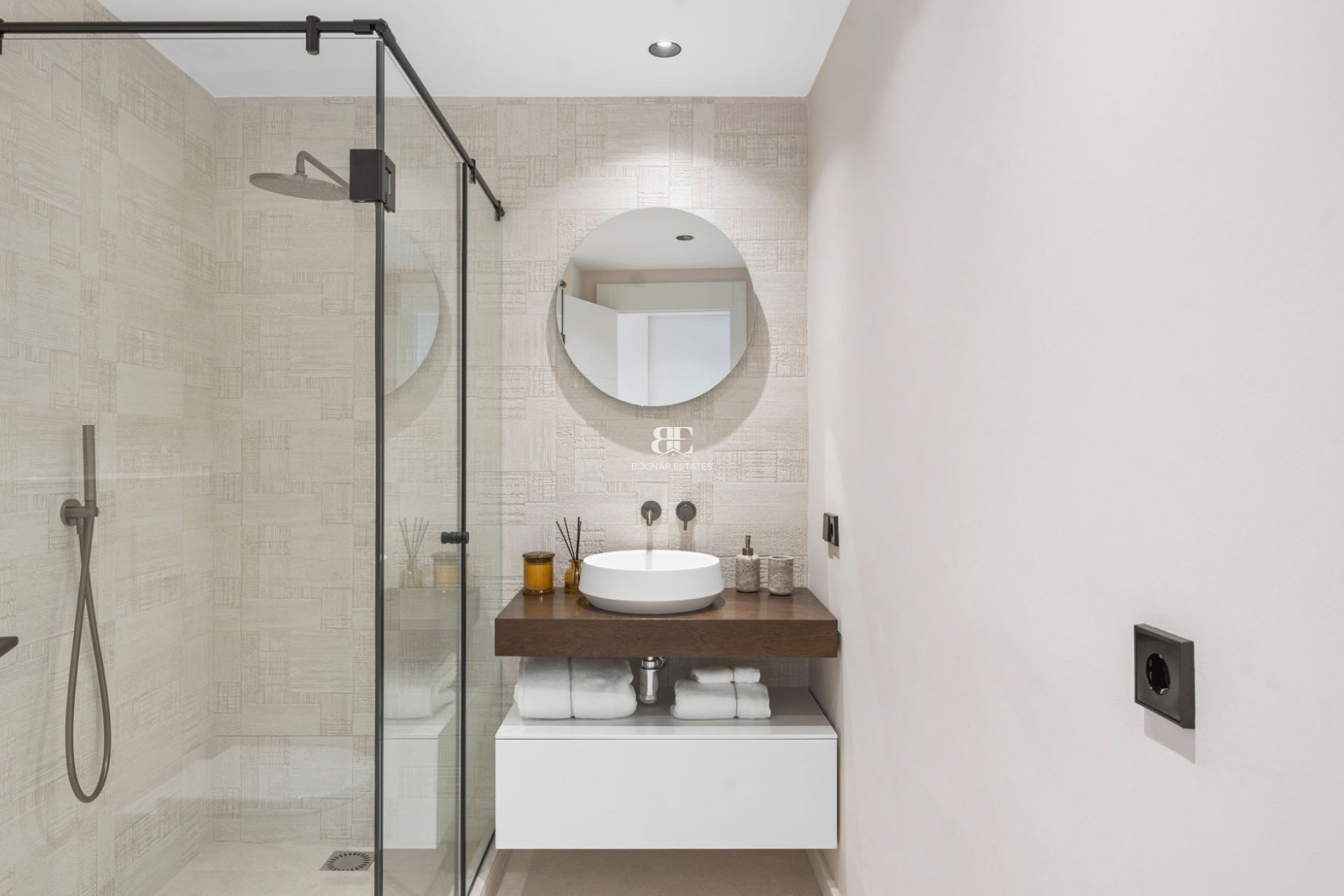 Herverkoop - apartment -
Marbella - Nueva Andalucía