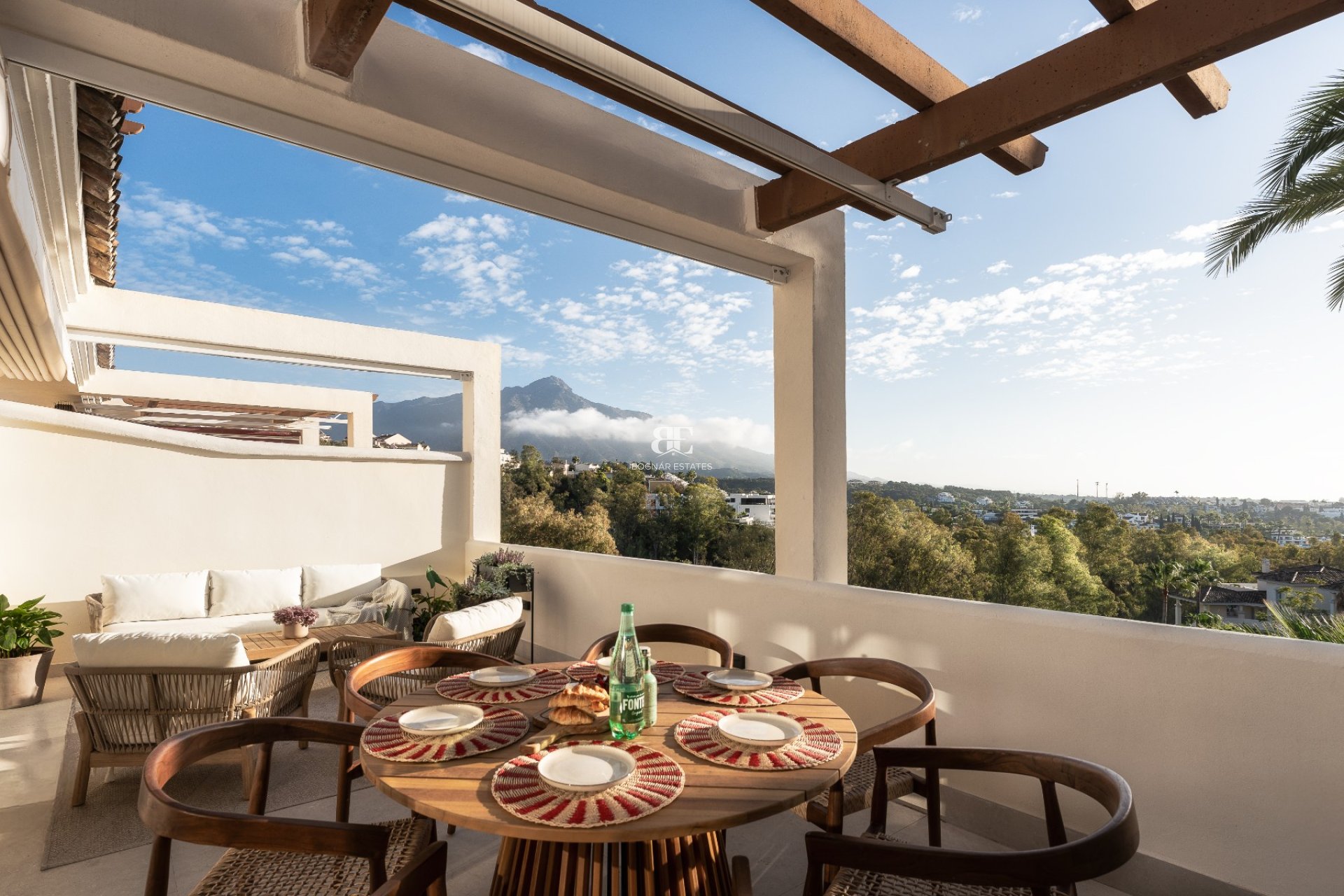 Herverkoop - apartment -
Marbella - Nueva Andalucía