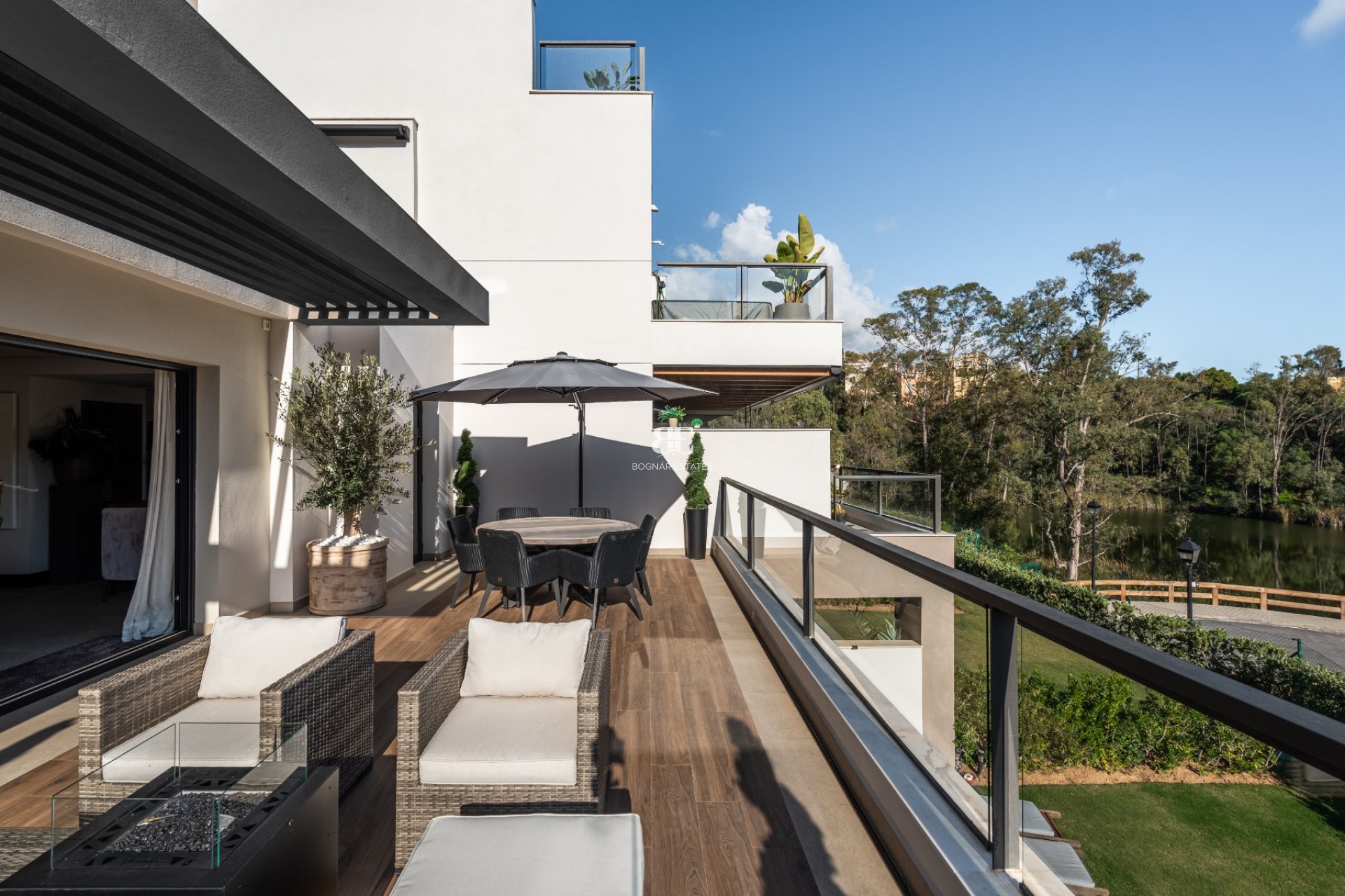 Herverkoop - apartment -
Marbella - Nueva Andalucía