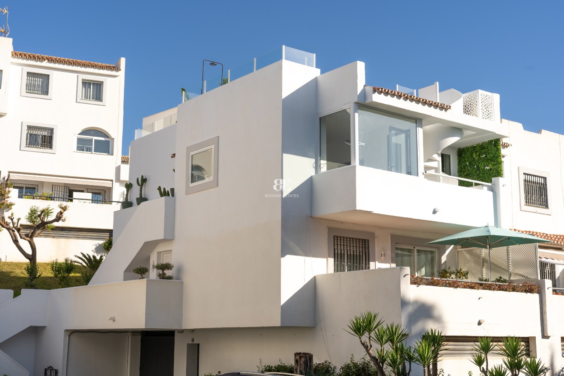 Herverkoop - apartment -
Marbella - Nueva Andalucía