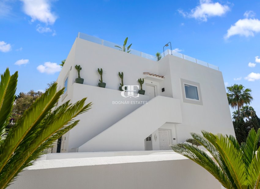 Herverkoop - apartment -
Marbella - Nueva Andalucía