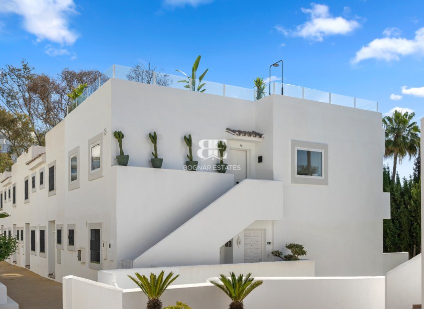 Herverkoop - apartment -
Marbella - Nueva Andalucía