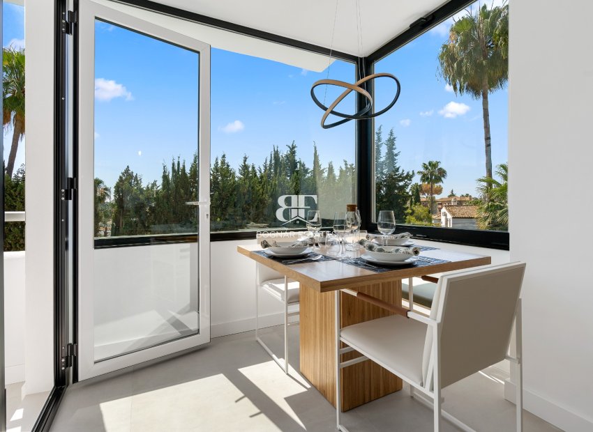 Herverkoop - apartment -
Marbella - Nueva Andalucía