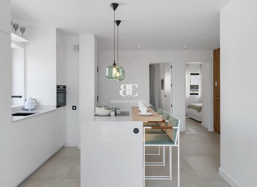 Herverkoop - apartment -
Marbella - Nueva Andalucía
