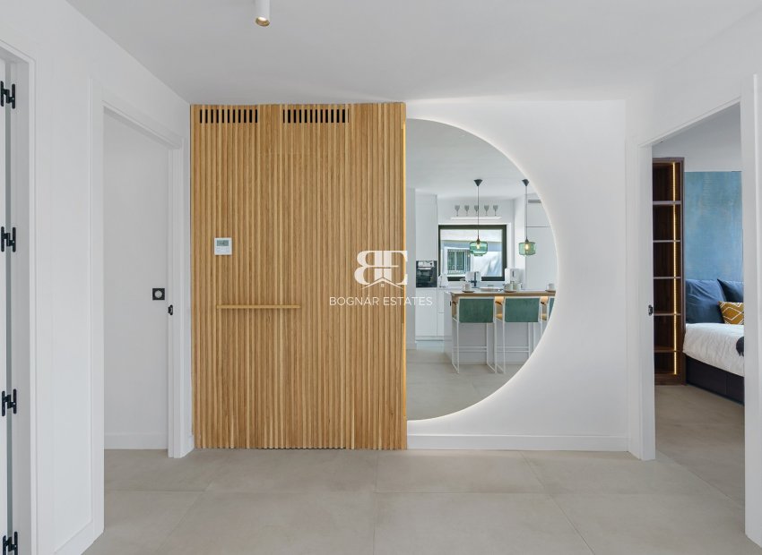 Herverkoop - apartment -
Marbella - Nueva Andalucía