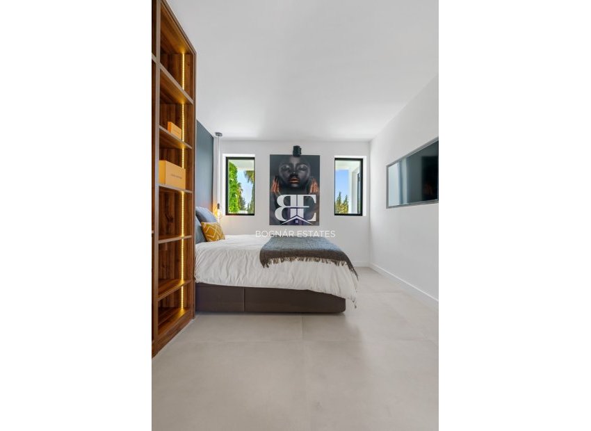 Herverkoop - apartment -
Marbella - Nueva Andalucía