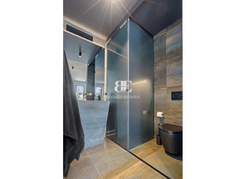 Herverkoop - apartment -
Marbella - Nueva Andalucía
