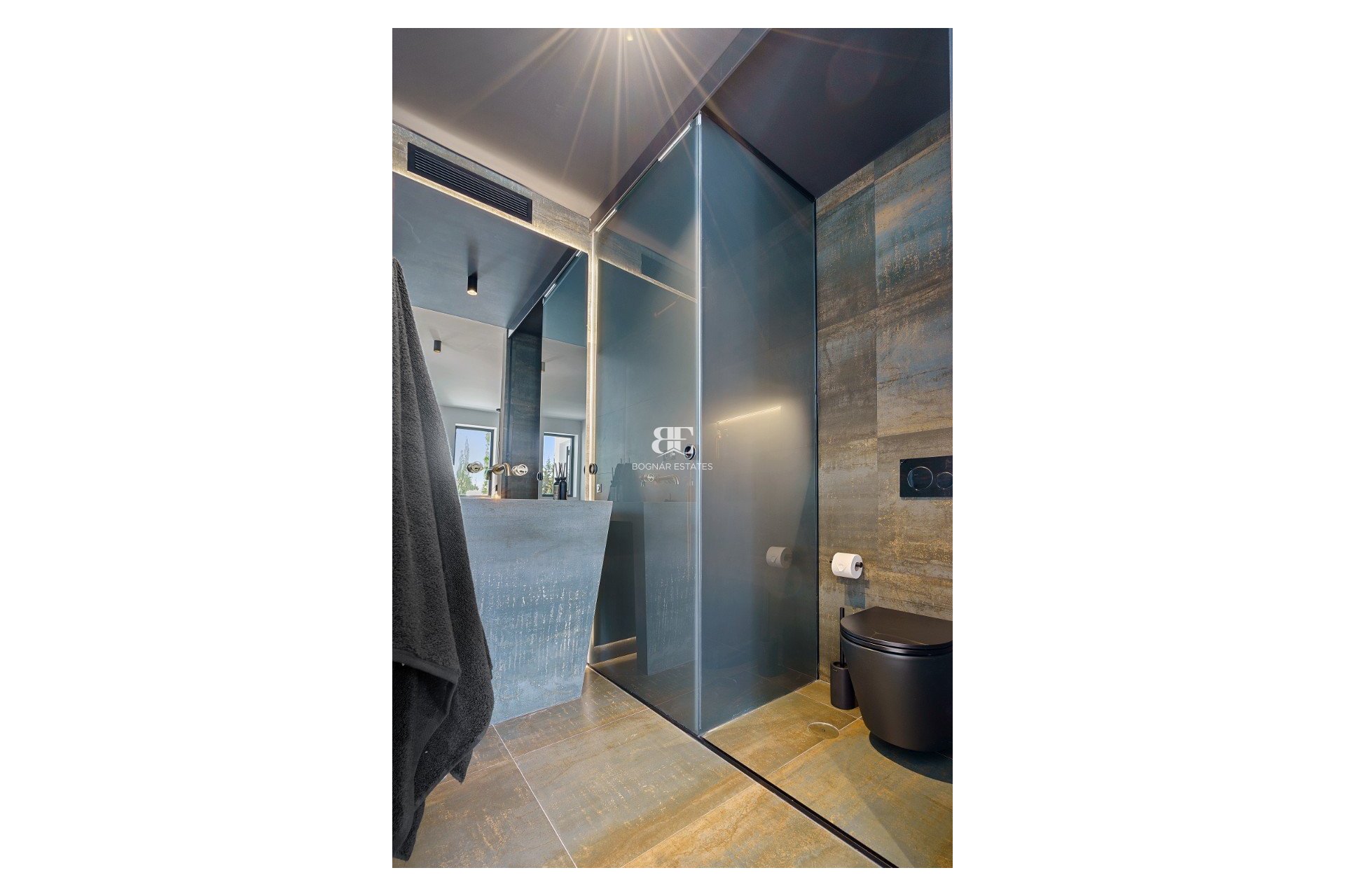 Herverkoop - apartment -
Marbella - Nueva Andalucía