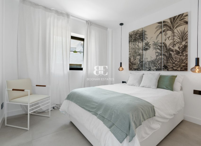 Herverkoop - apartment -
Marbella - Nueva Andalucía
