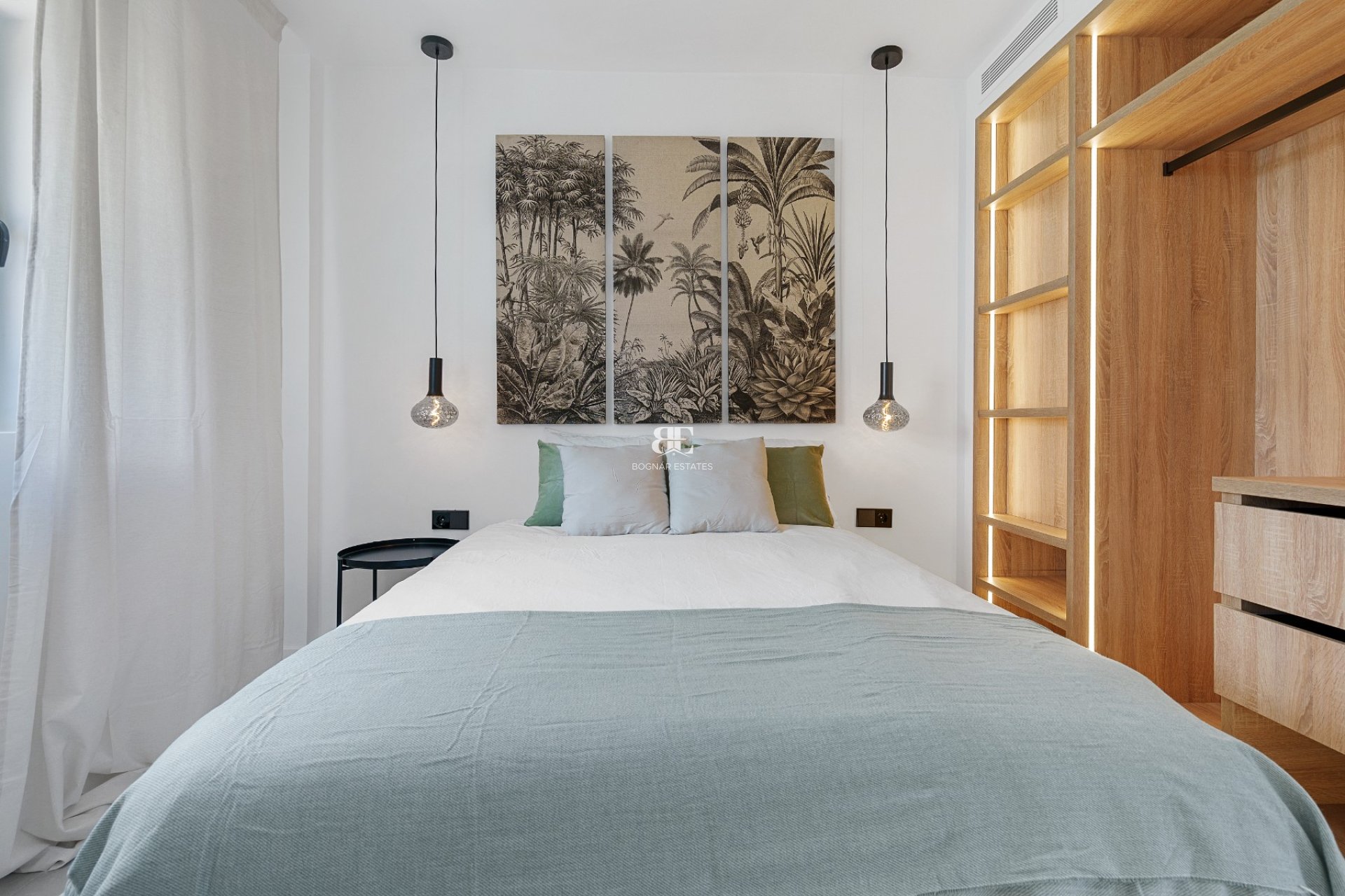 Herverkoop - apartment -
Marbella - Nueva Andalucía
