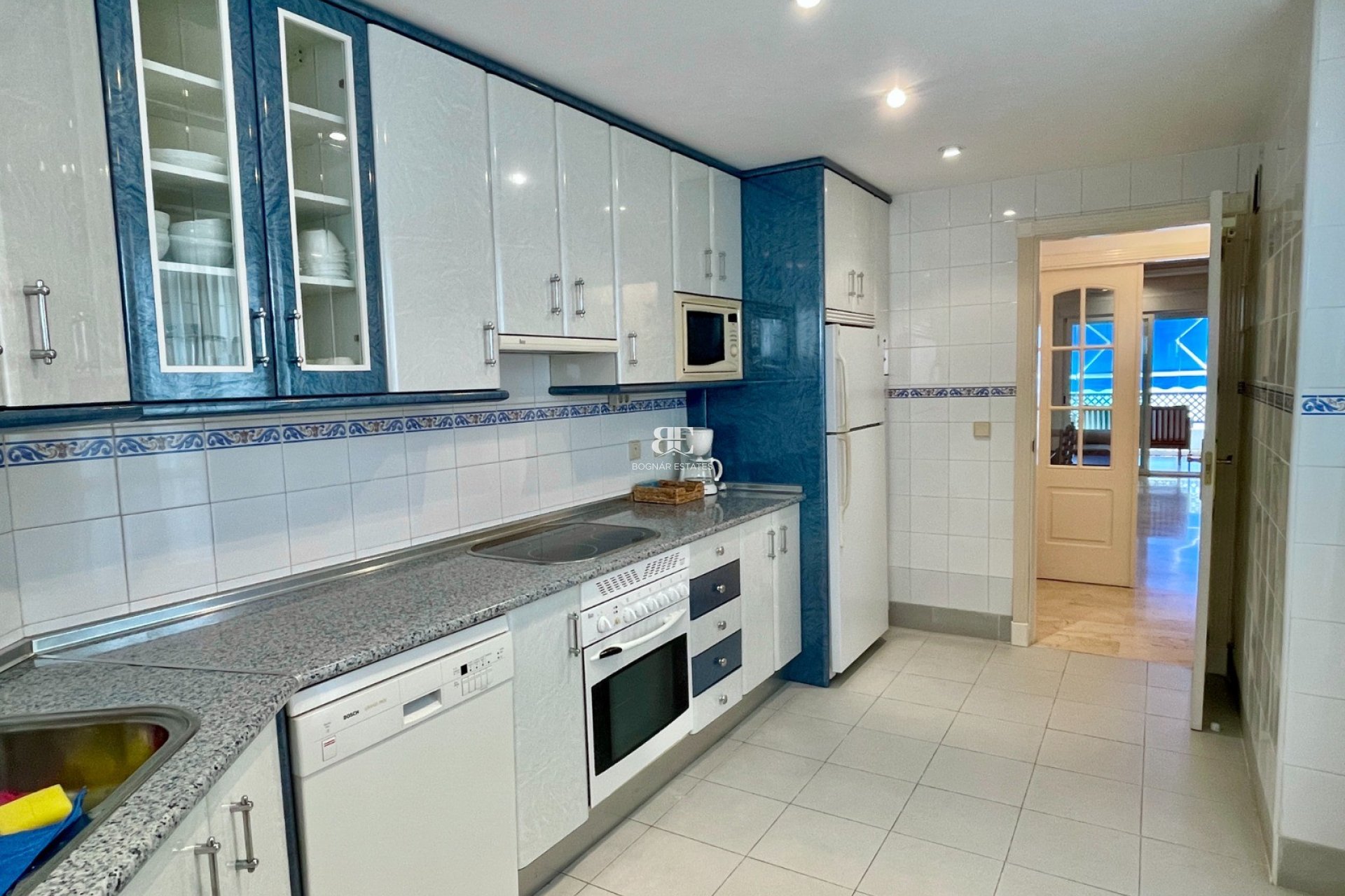 Herverkoop - apartment -
Marbella - Puerto Banús