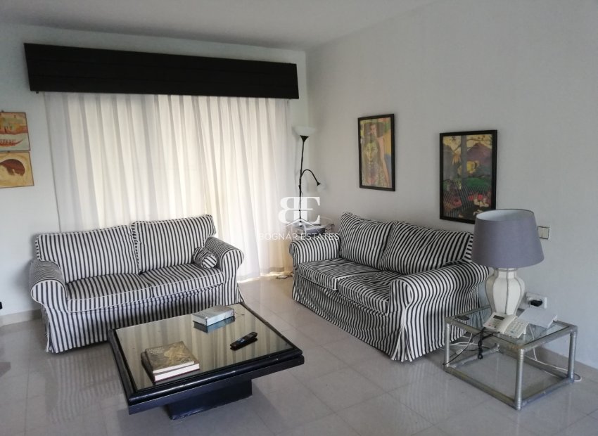 Herverkoop - apartment -
Marbella - Puerto Banús