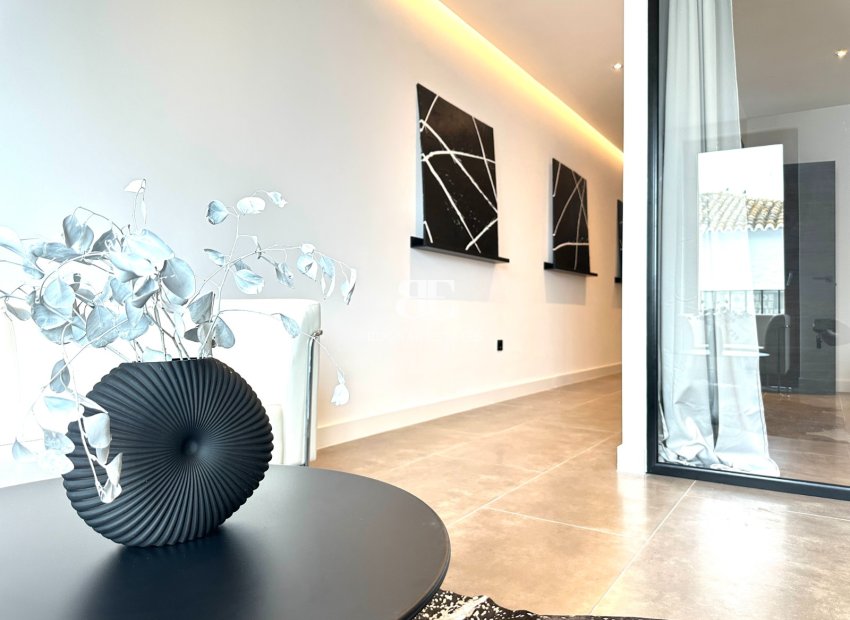 Herverkoop - apartment -
Marbella - Puerto Banús