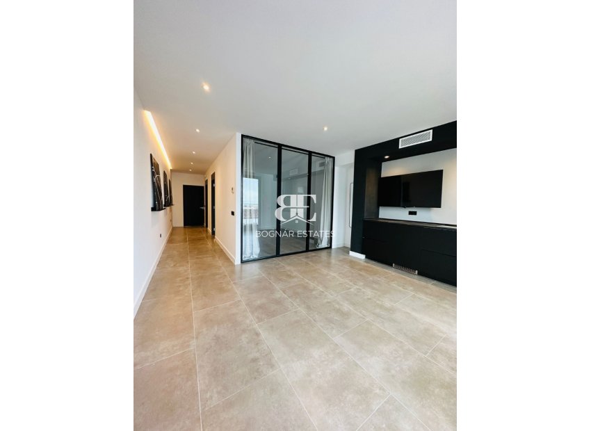 Herverkoop - apartment -
Marbella - Puerto Banús