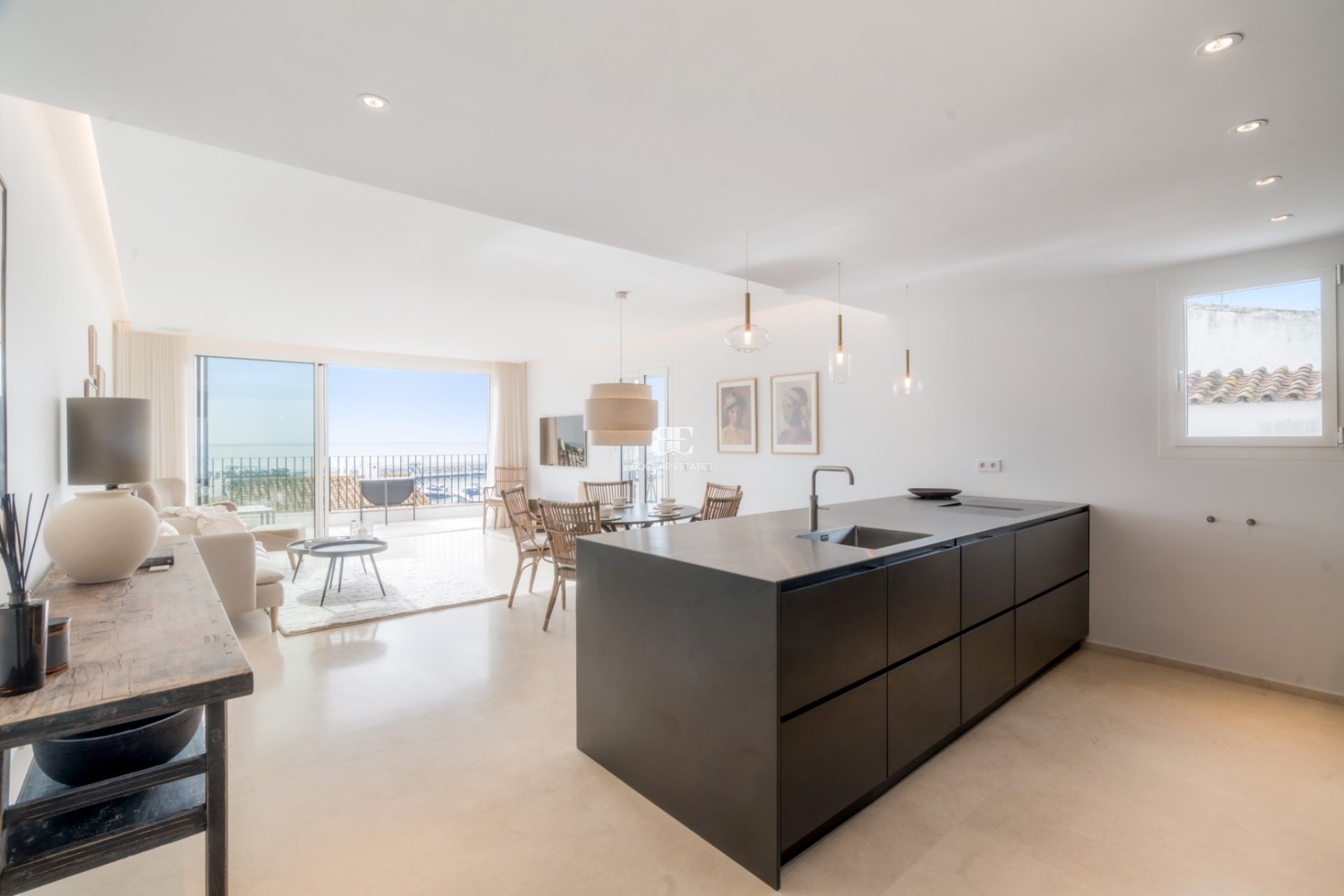 Herverkoop - apartment -
Marbella - Puerto Banús