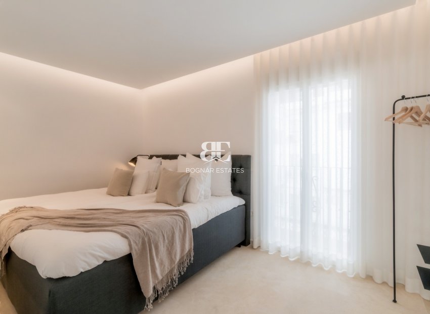 Herverkoop - apartment -
Marbella - Puerto Banús