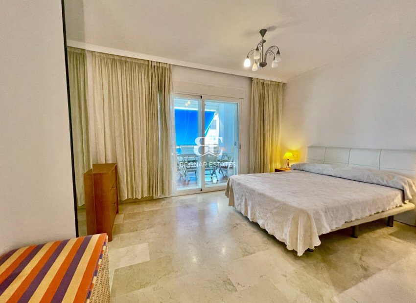Herverkoop - apartment -
Marbella - Puerto Banús