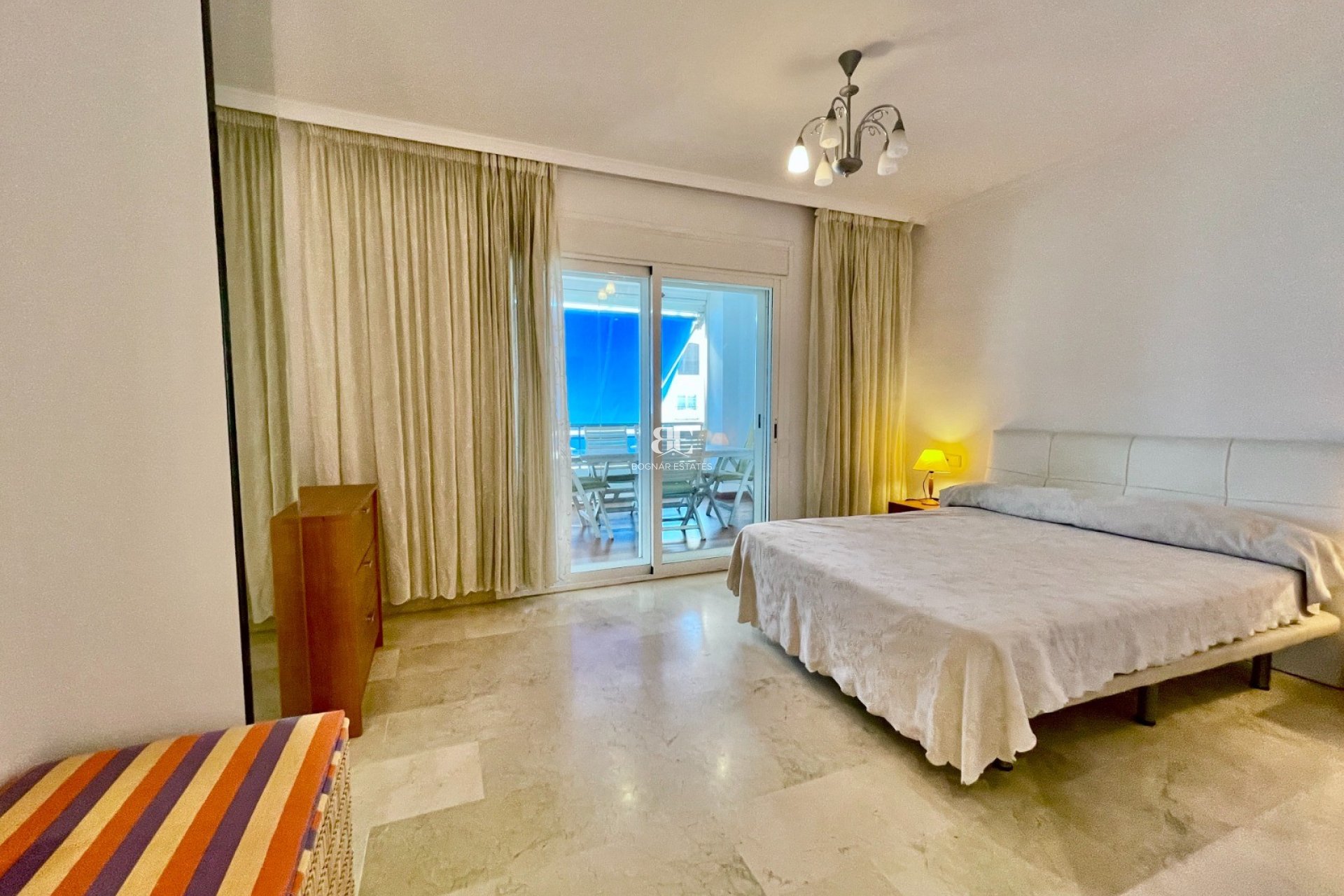 Herverkoop - apartment -
Marbella - Puerto Banús