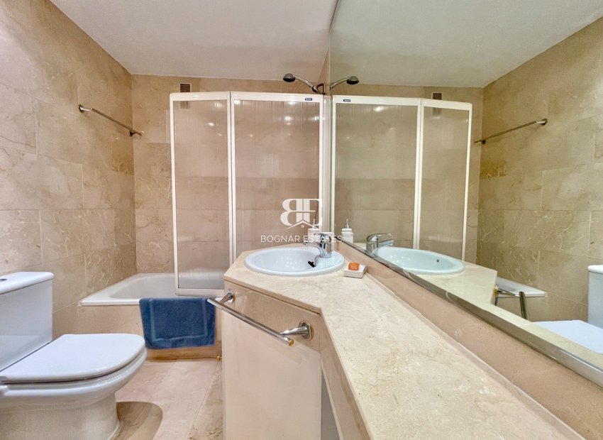 Herverkoop - apartment -
Marbella - Puerto Banús
