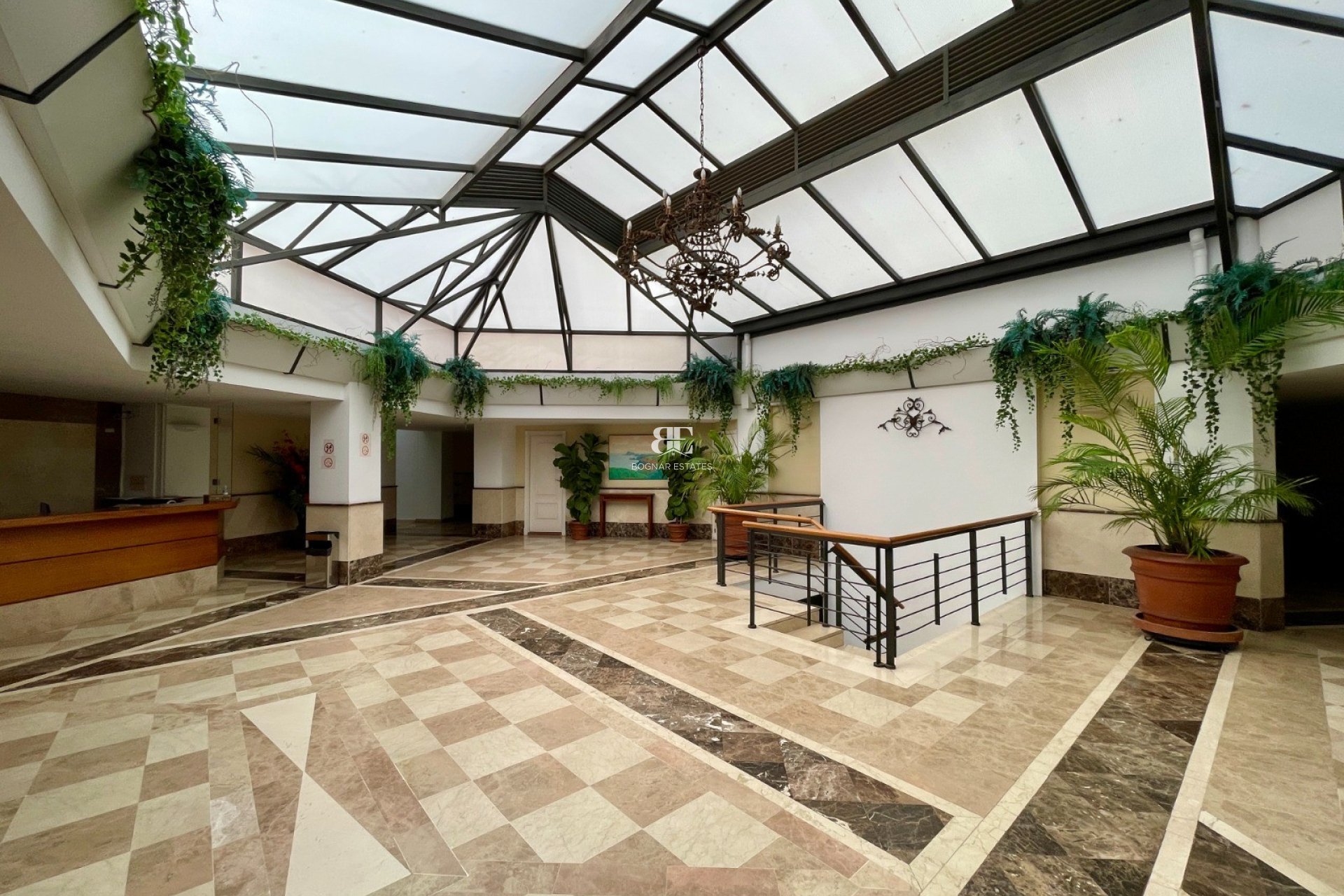 Herverkoop - apartment -
Marbella - Puerto Banús