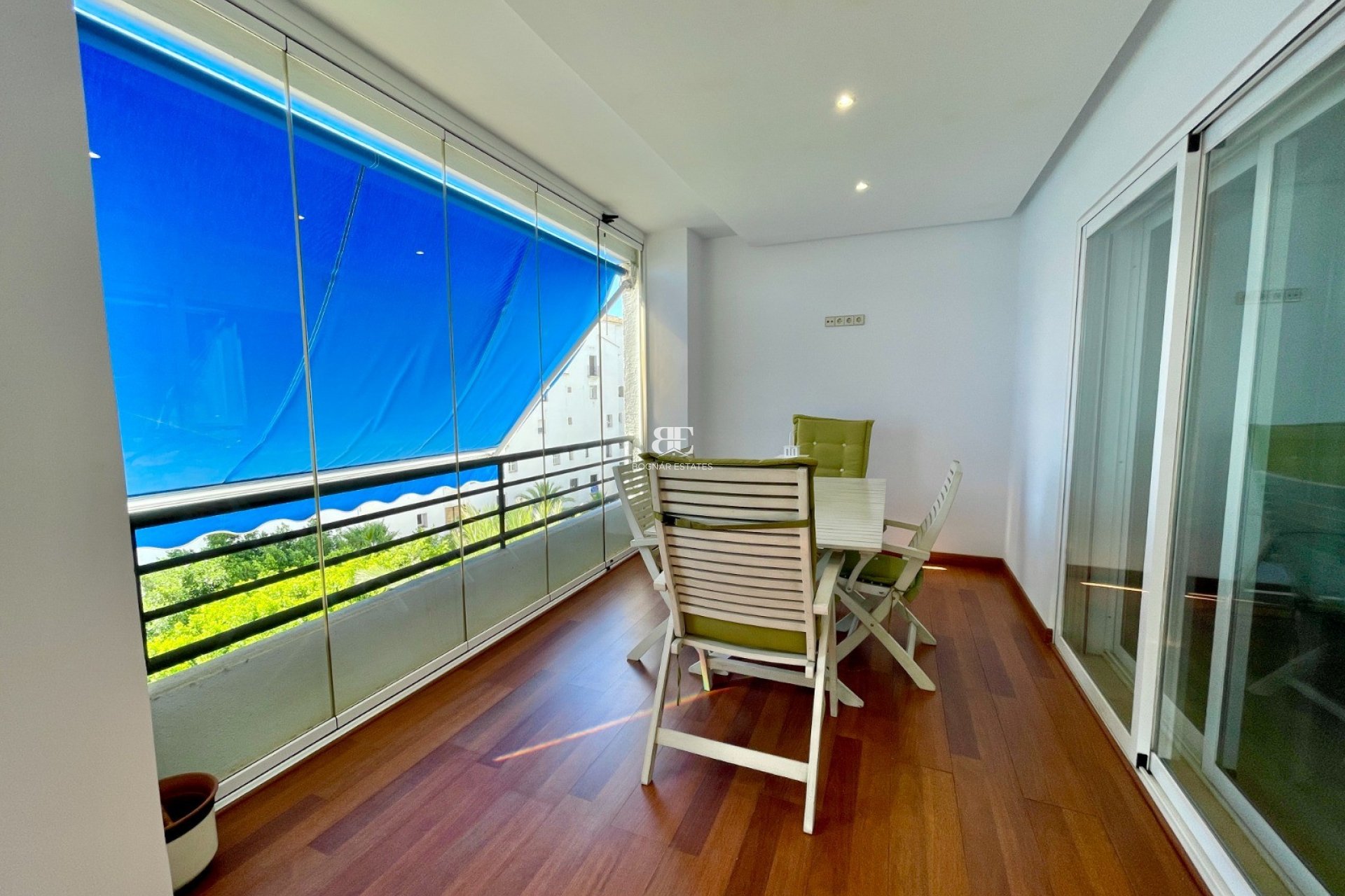 Herverkoop - apartment -
Marbella - Puerto Banús
