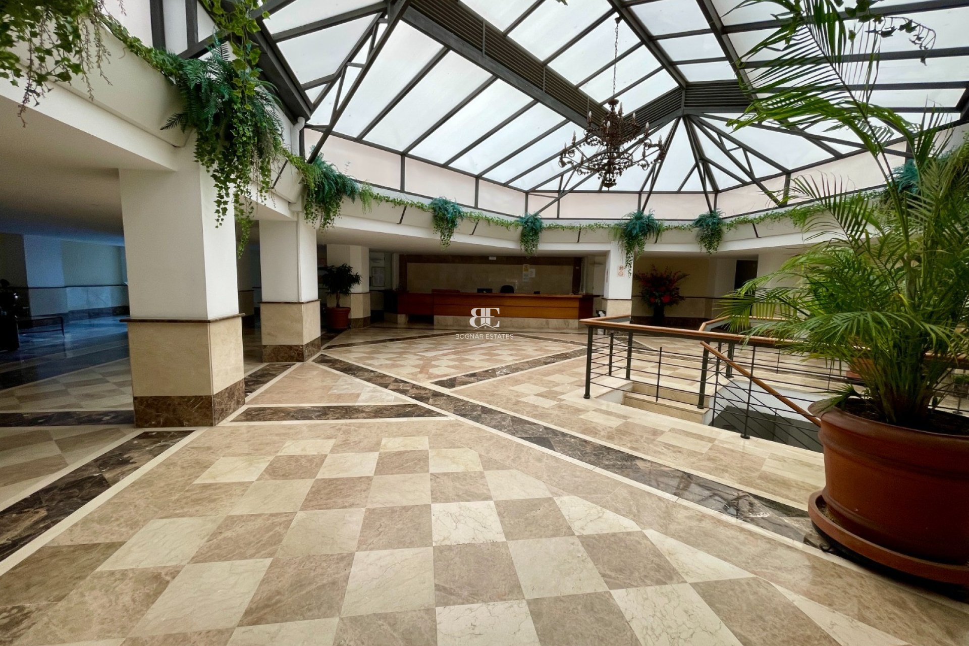 Herverkoop - apartment -
Marbella - Puerto Banús