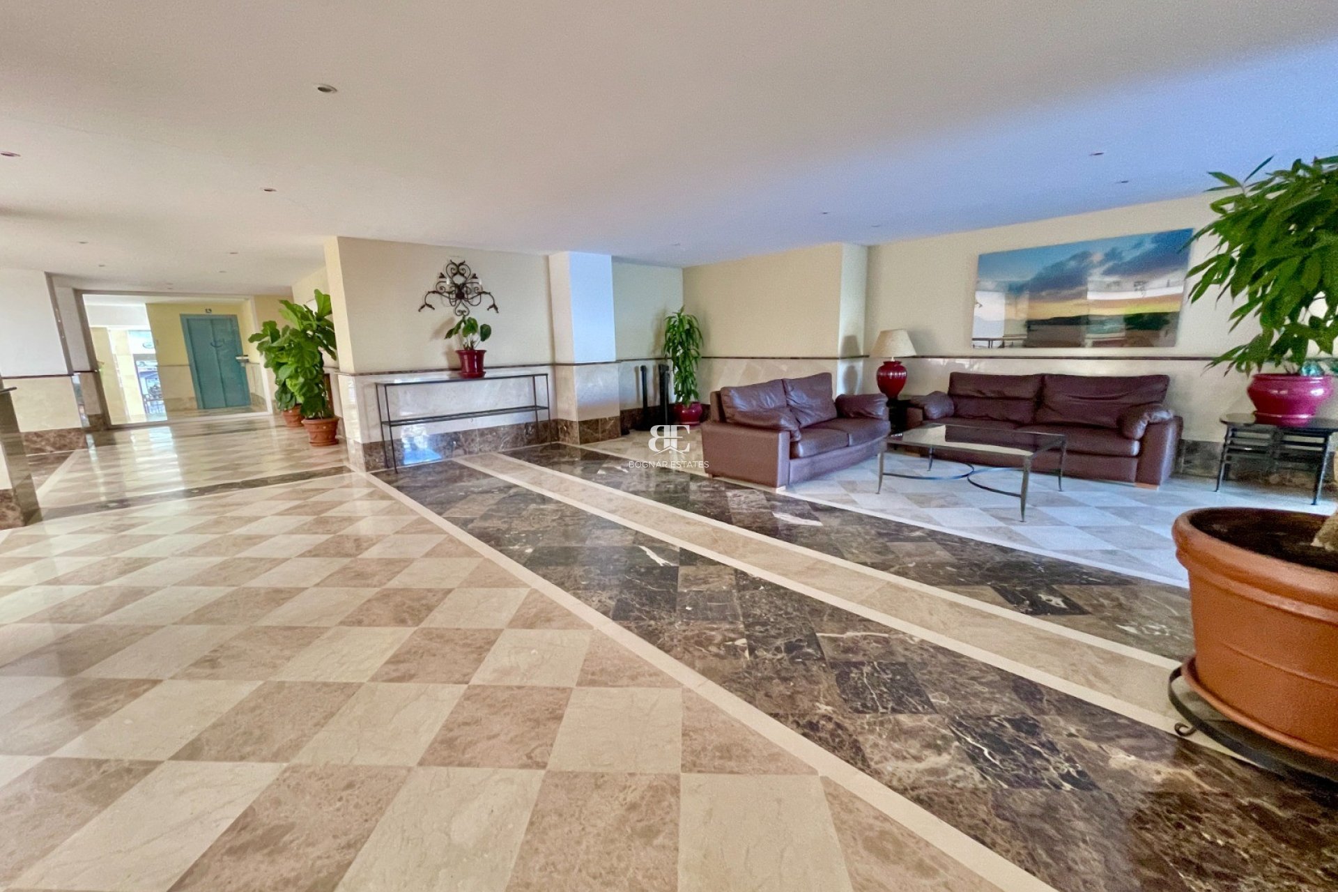 Herverkoop - apartment -
Marbella - Puerto Banús