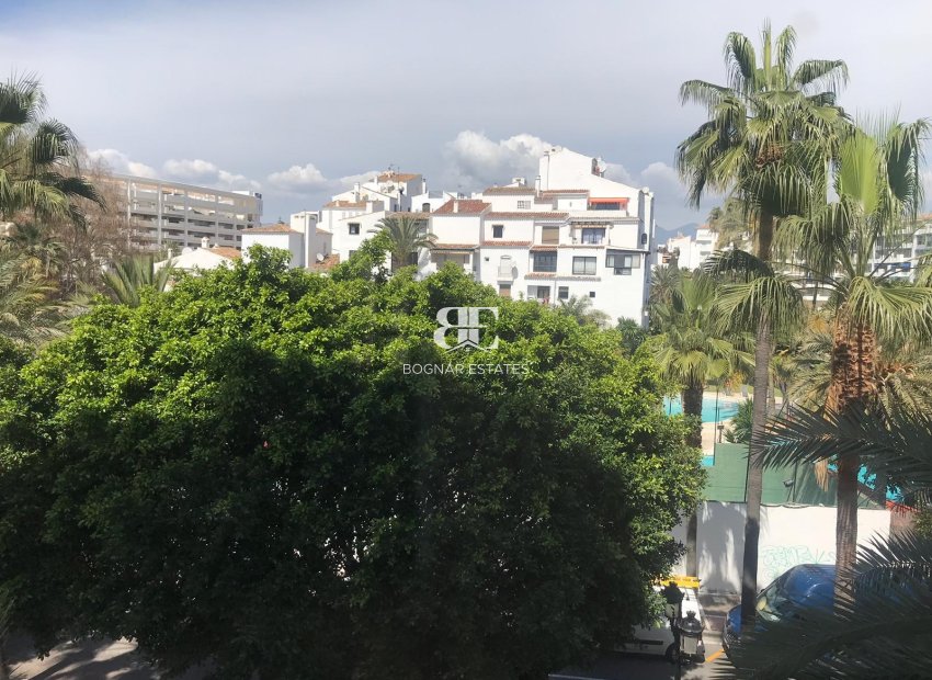 Herverkoop - apartment -
Marbella - Puerto Banús