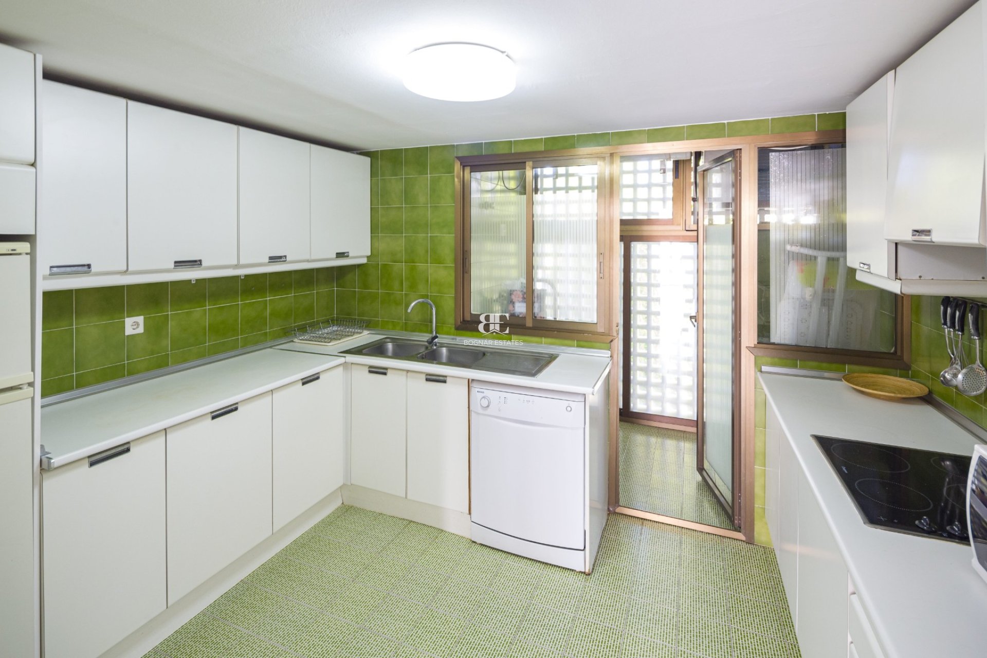 Herverkoop - apartment -
Marbella - Puerto Banús