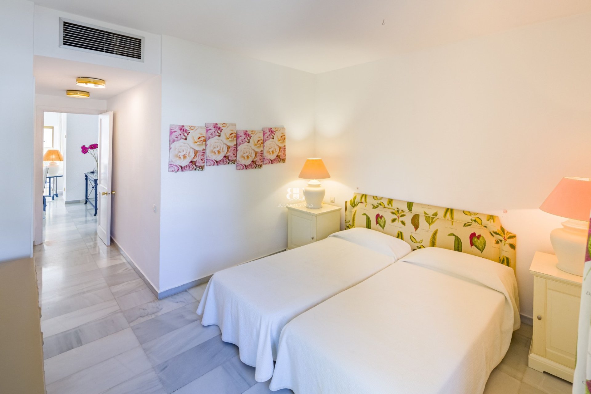 Herverkoop - apartment -
Marbella - Puerto Banús