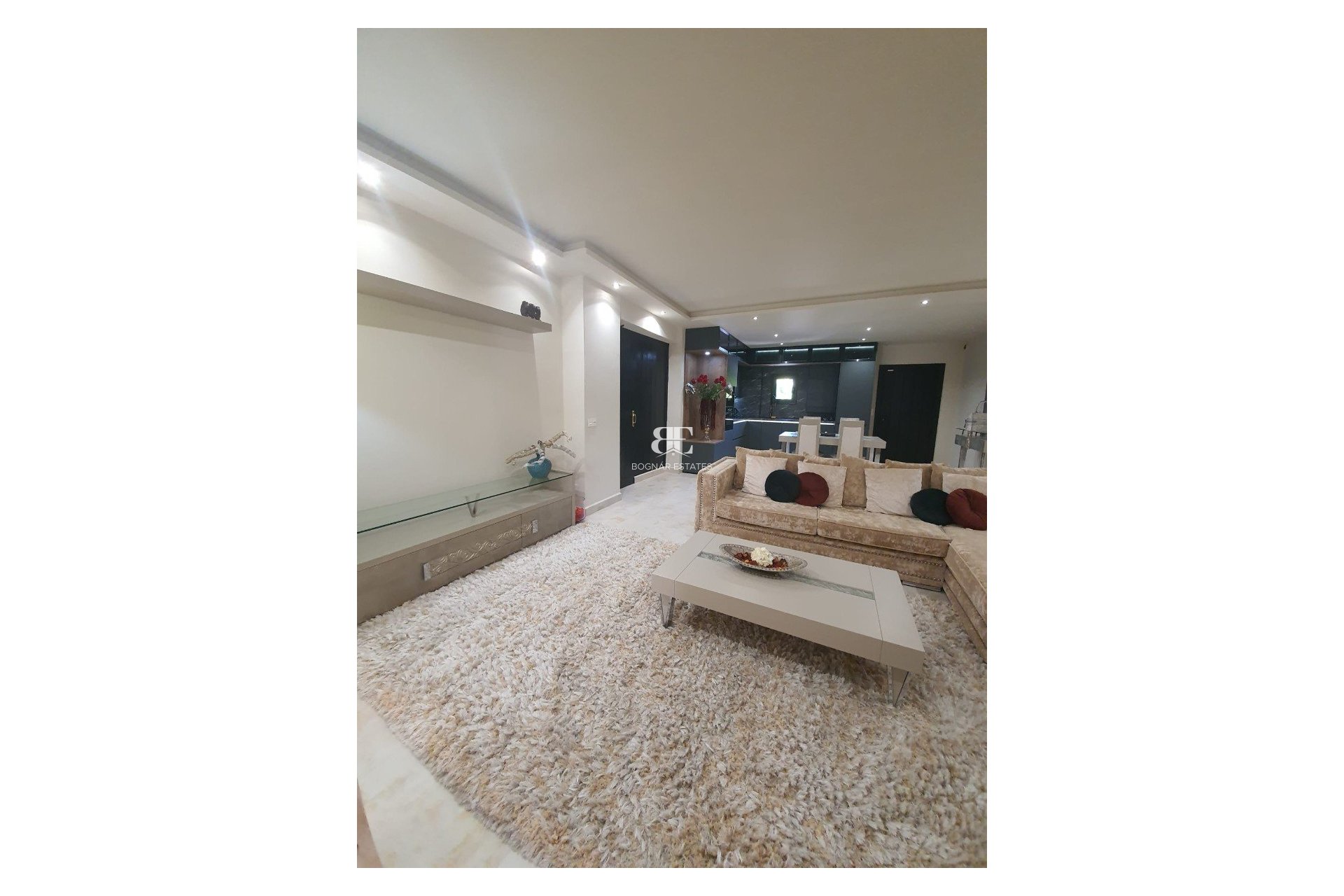 Herverkoop - apartment -
Marbella - Puerto Banús