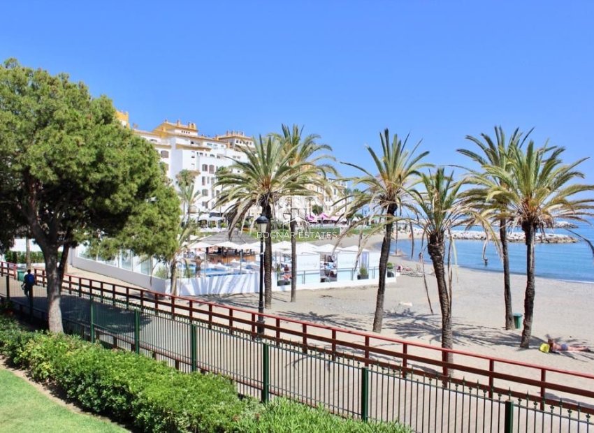 Herverkoop - apartment -
Marbella - Puerto Banús