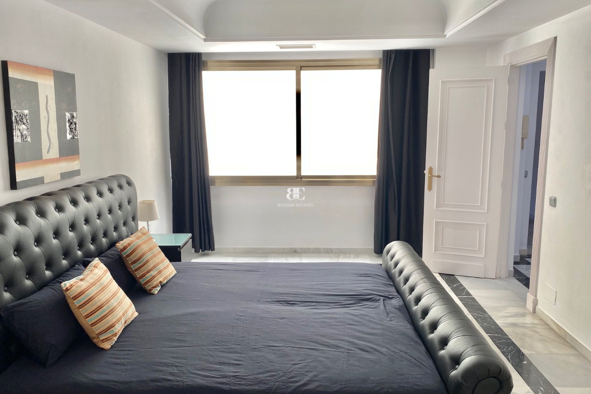 Herverkoop - apartment -
Marbella - Puerto Banús