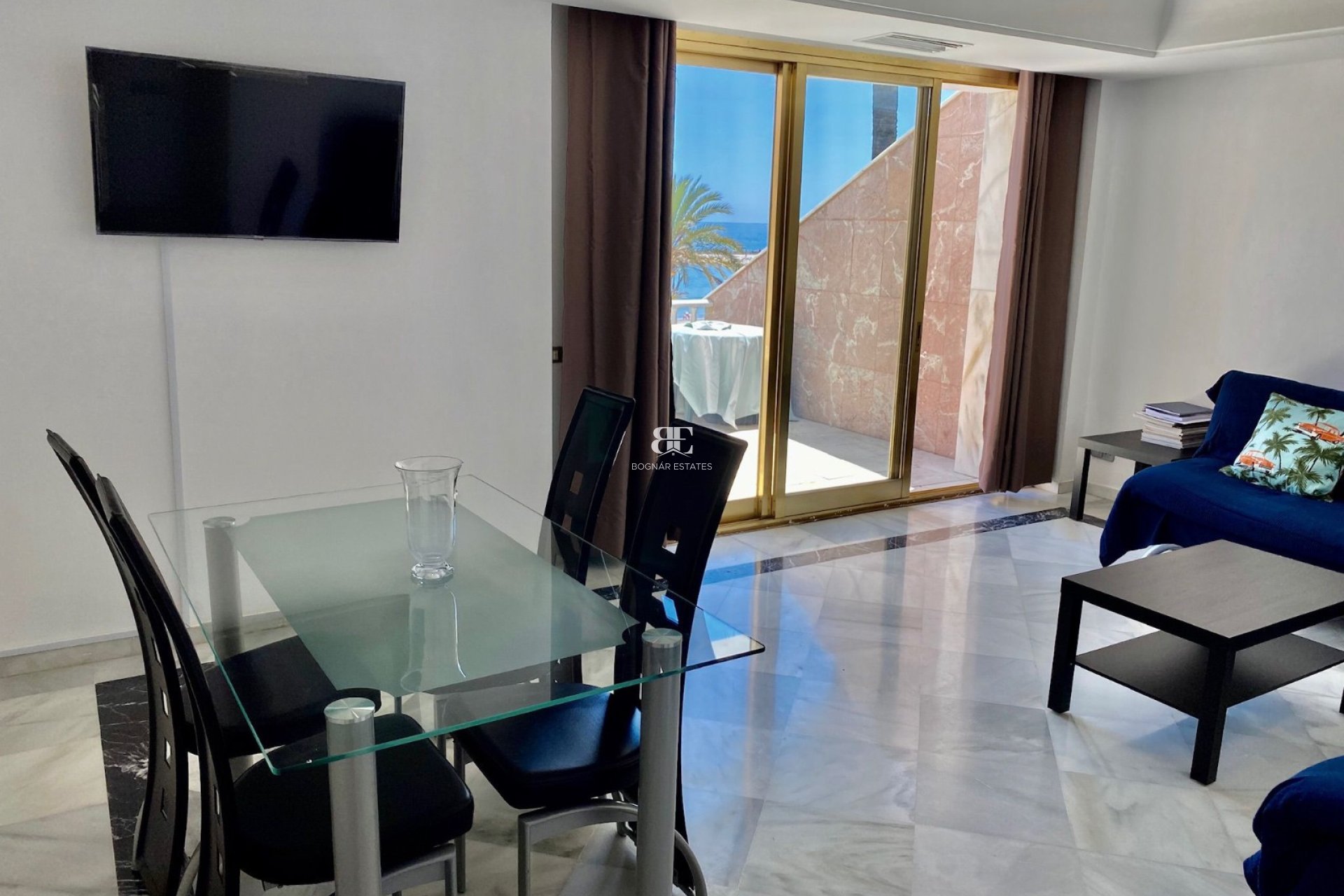 Herverkoop - apartment -
Marbella - Puerto Banús