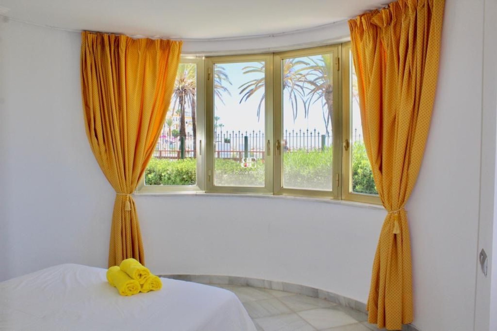 Herverkoop - apartment -
Marbella - Puerto Banús