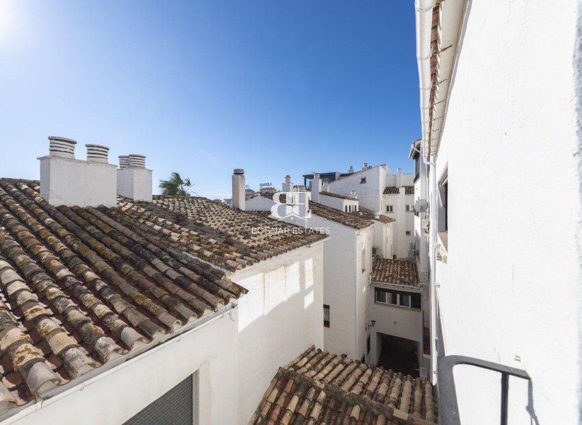 Herverkoop - apartment -
Marbella - Puerto Banús