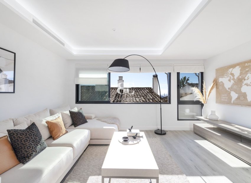 Herverkoop - apartment -
Marbella - Puerto Banús