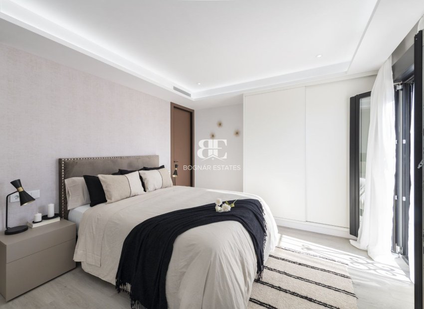 Herverkoop - apartment -
Marbella - Puerto Banús