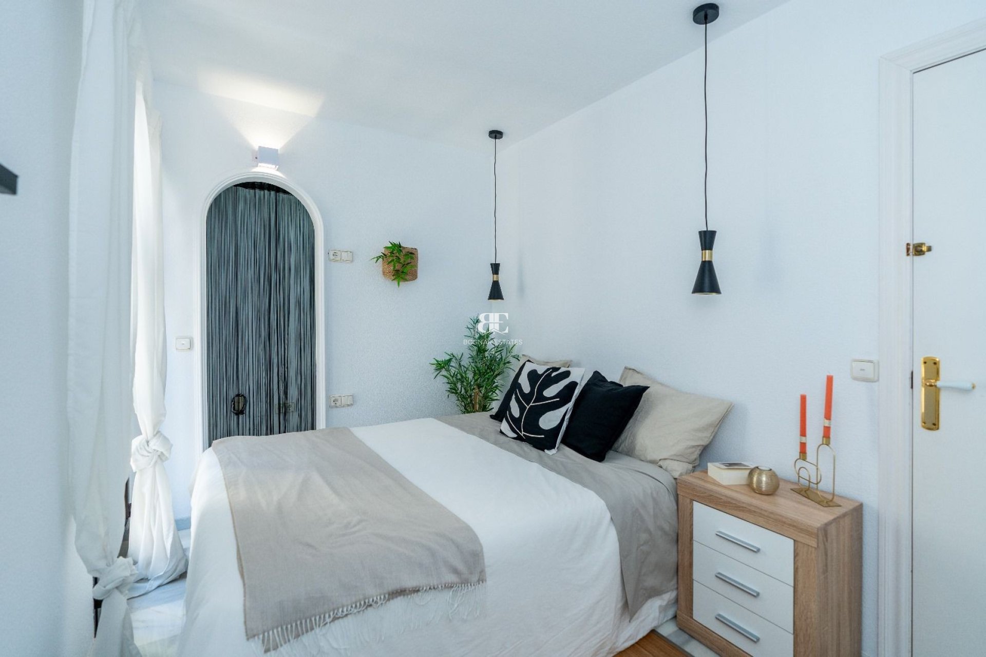 Herverkoop - apartment -
Marbella - Puerto Banús