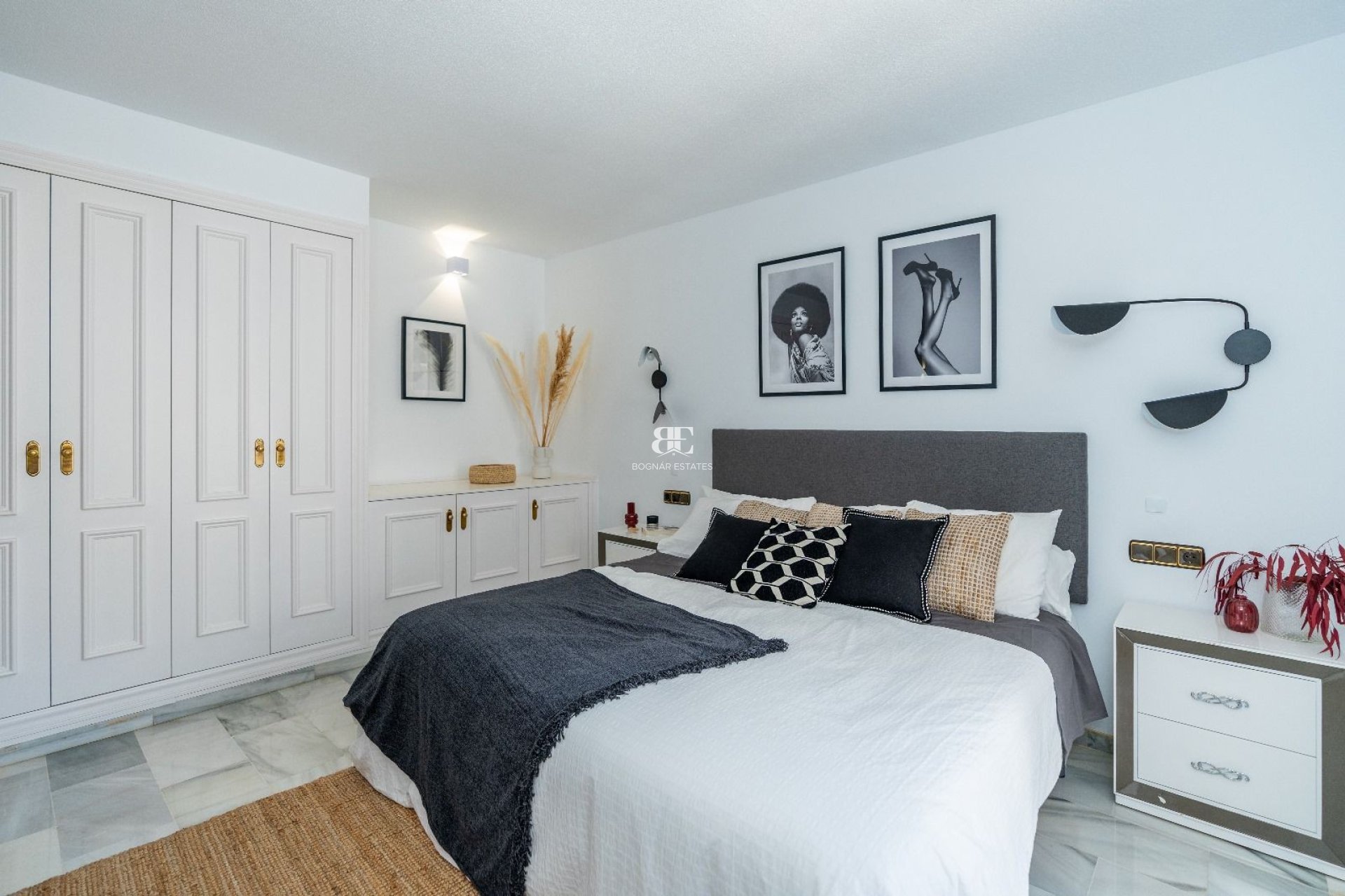 Herverkoop - apartment -
Marbella - Puerto Banús