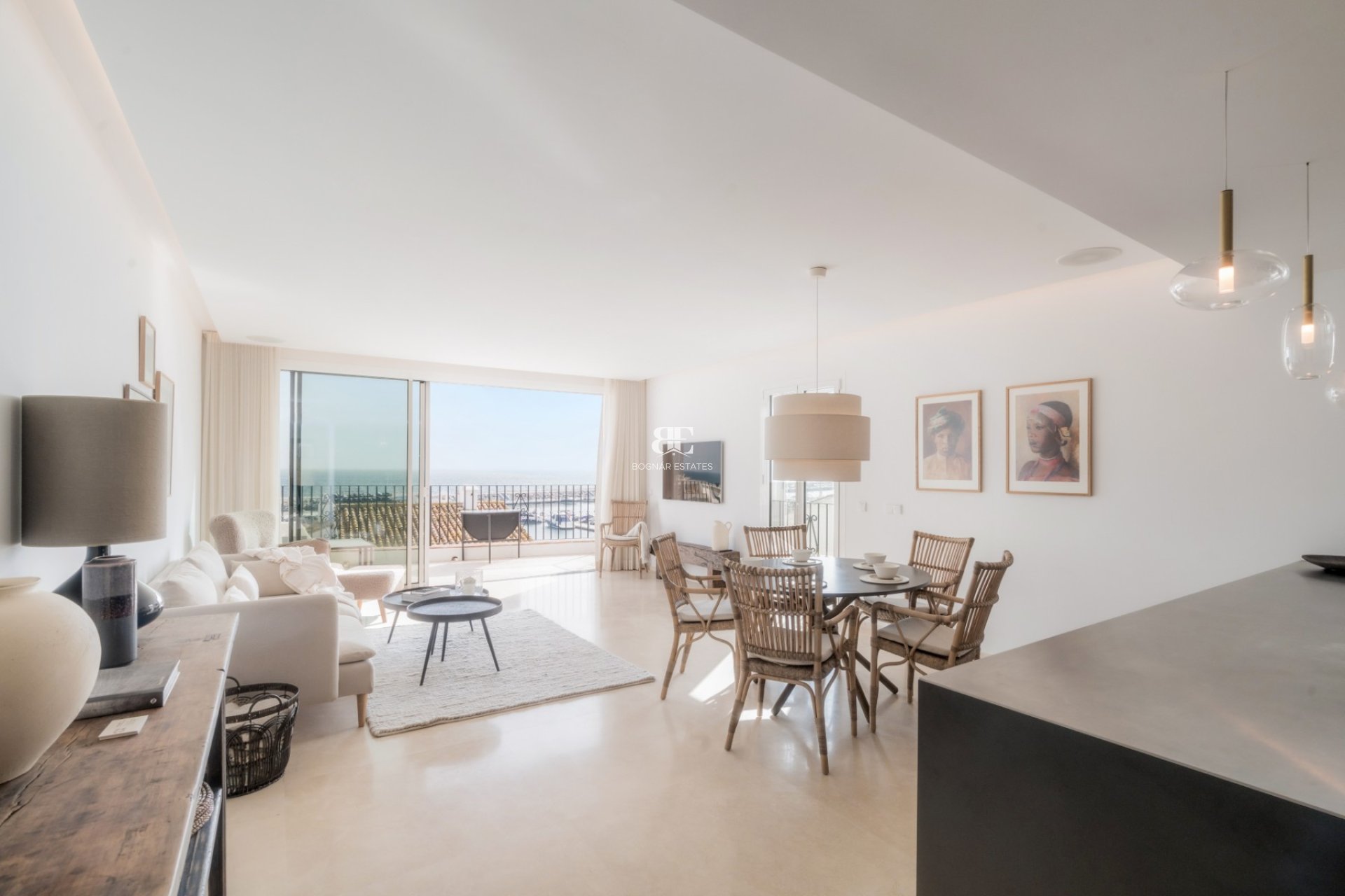 Herverkoop - apartment -
Marbella - Puerto Banús