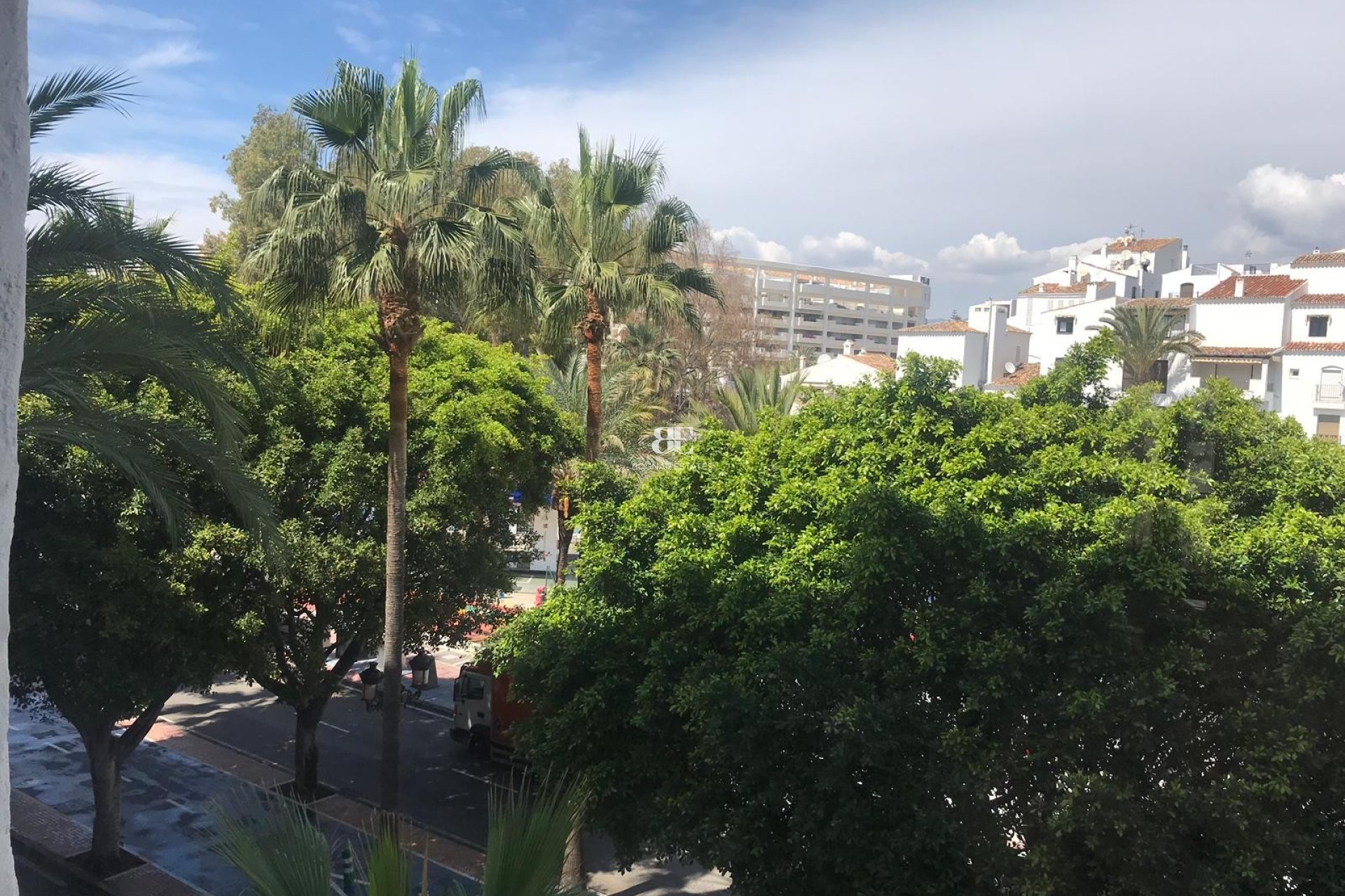 Herverkoop - apartment -
Marbella - Puerto Banús
