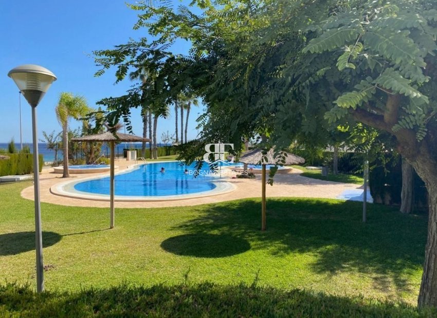 Herverkoop - apartment -
Mil Palmeras