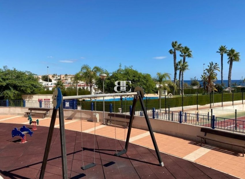 Herverkoop - apartment -
Mil Palmeras