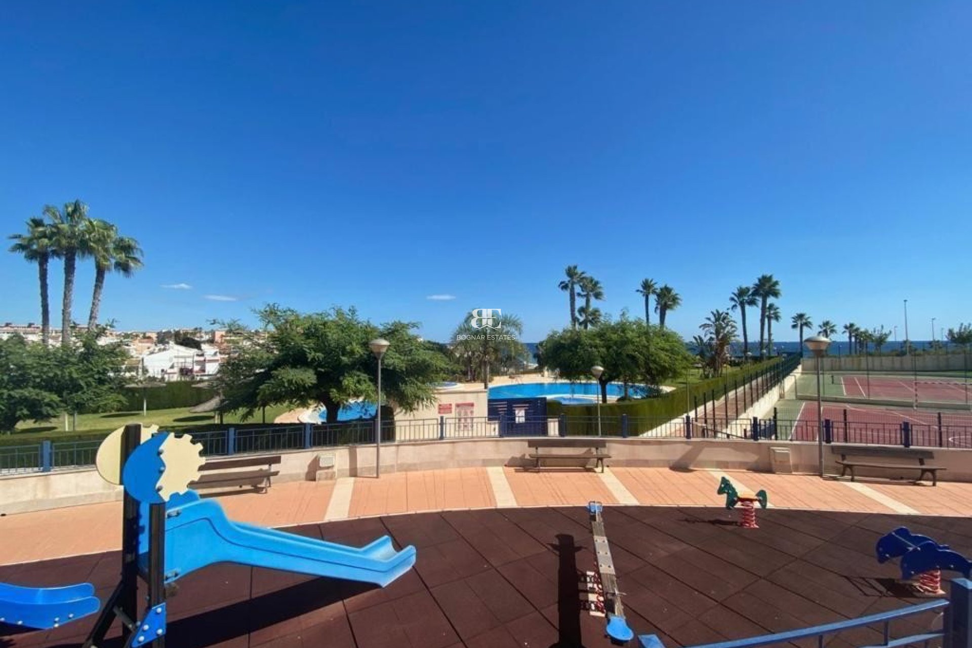 Herverkoop - apartment -
Mil Palmeras